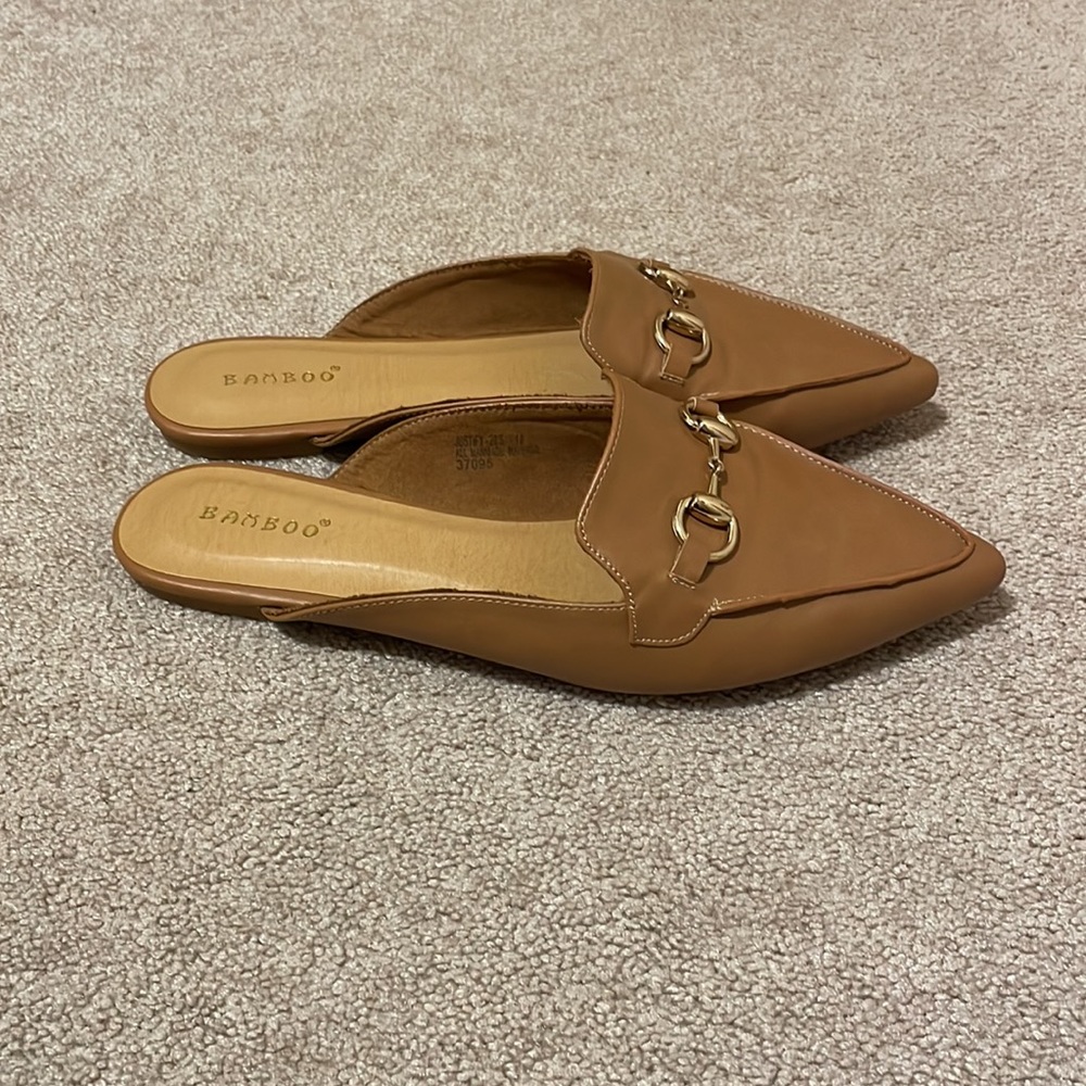 Brown mules